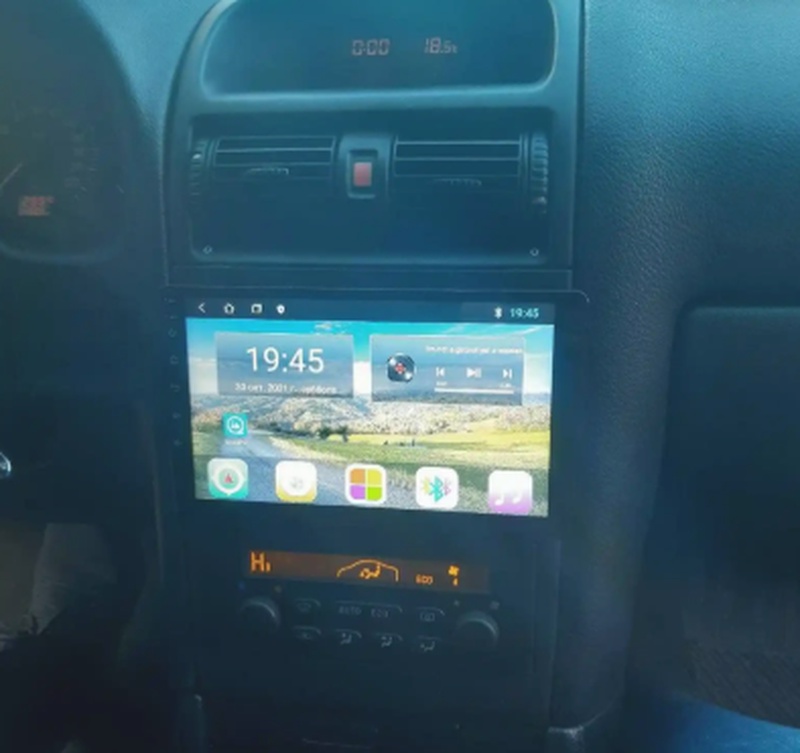 Штатный монитор от Opel Astra G
